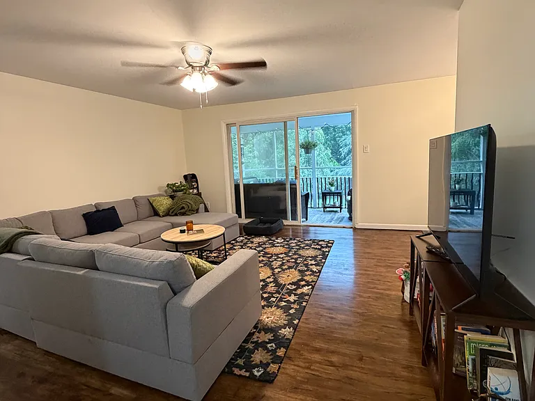 826 Linwood Ave #2 — Photo 12