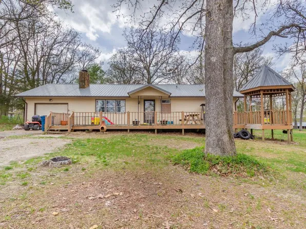 23119 Oneida Dr, Lebanon, MO 65536