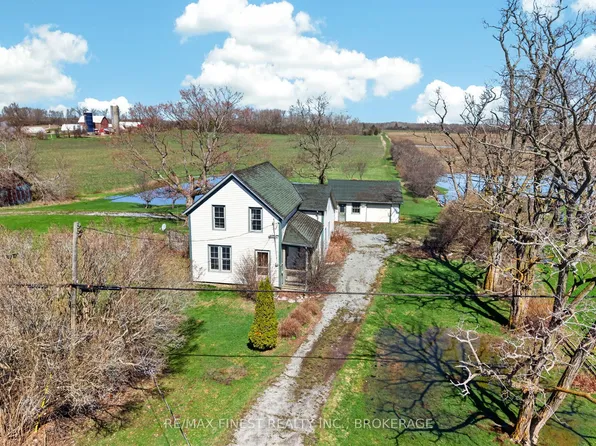 17020 Loyalist Pkwy, Prince Edward County, ON K0K 3L0