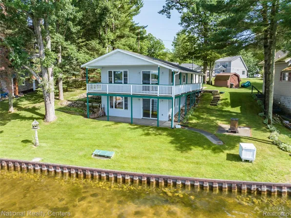 2103 Ojibway Trl, West Branch, MI 48661