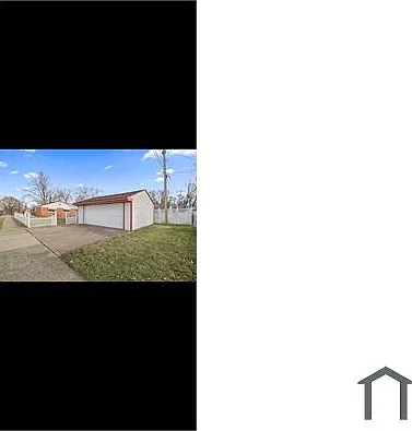 3 bed, 956 sqft, $1,950 — Photo 2