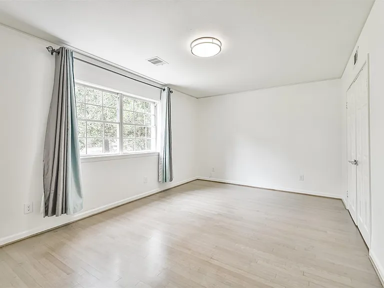 12431 Broken Bough Dr — Photo 33