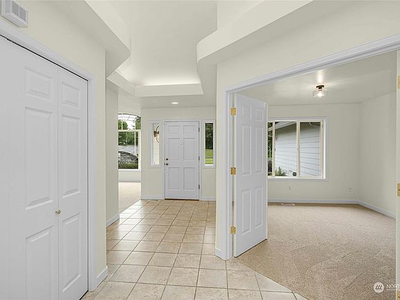 4th image of 5410 Olive Avenue SE