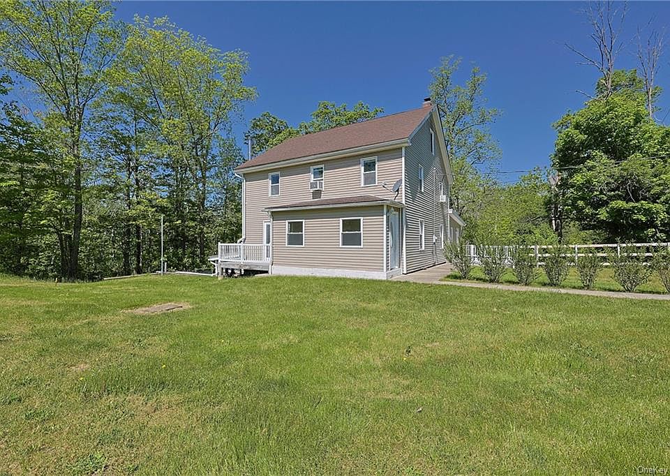 174 Crawford Street, Pine Bush, NY 12566 Zillow