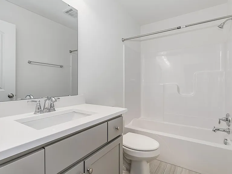 158 High Pointe Dr — Photo 22