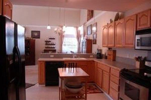 5th image of 5005 96th St E