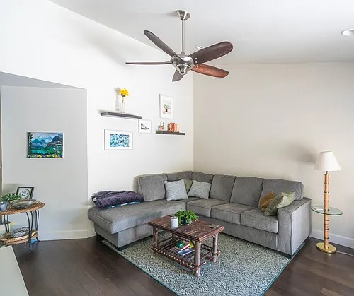 1050 Cedar Gables Dr Photo 1
