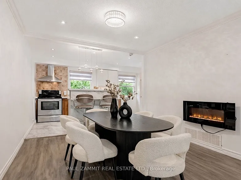 42 Windsor Court Rd — Photo 5