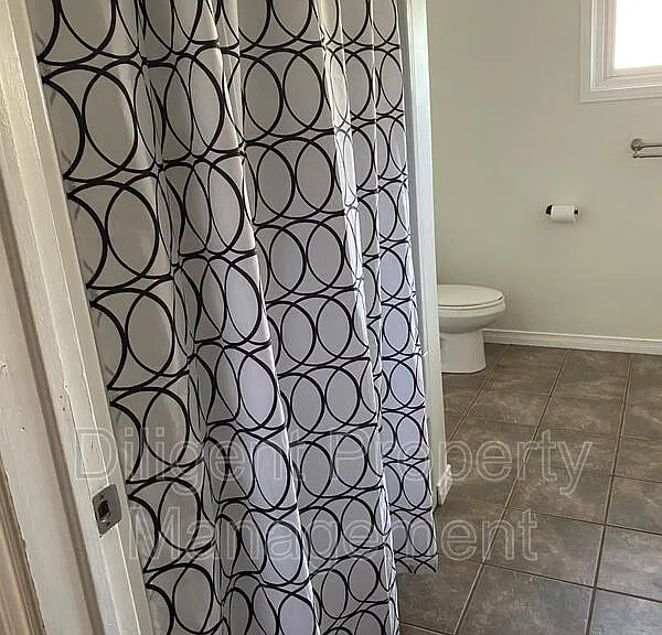 1326 Hopewell Ave #1 — Photo 12