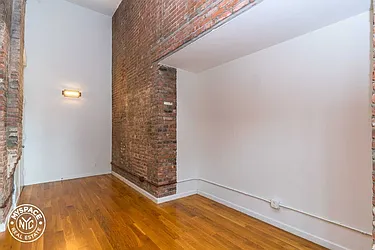 Rented by MySpaceNYC