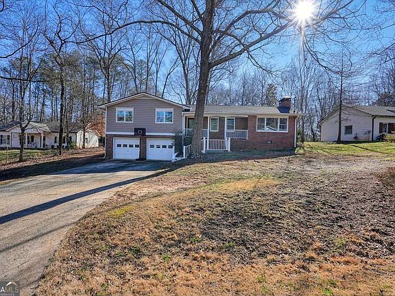 3rd image of 134 Childers Rd