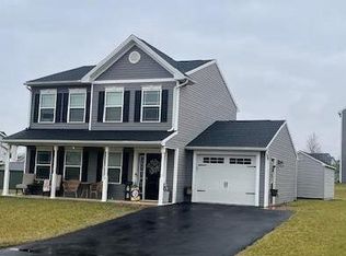 3 W Clarissa Dr, Shippensburg, PA 17257