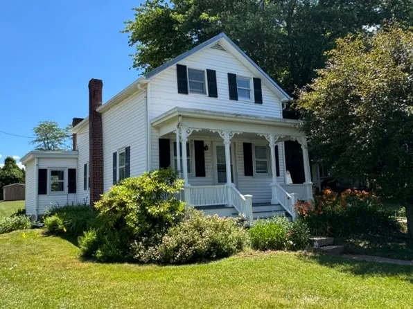 14 Hoffman Rd, Clinton Twp., NJ 08833