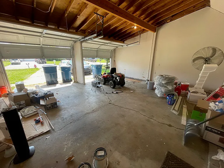 2902 Forest Ln — Photo 31