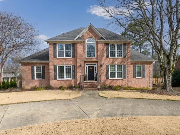 3718 Carisbrooke Dr, Birmingham, AL 35226