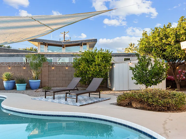 7303 E Cypress St — Photo 23