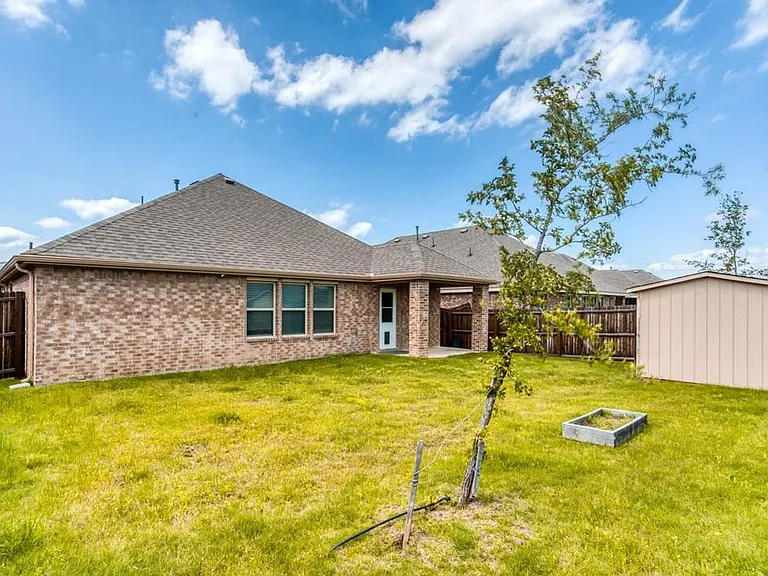 3204 Brazos Dr — Photo 20