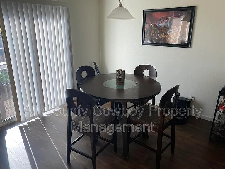 4124 Plateau Ct — Photo 3