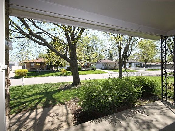 4th image of 18 Glengyle St