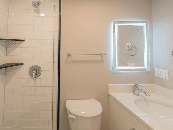 5th image of 43 Union St #1