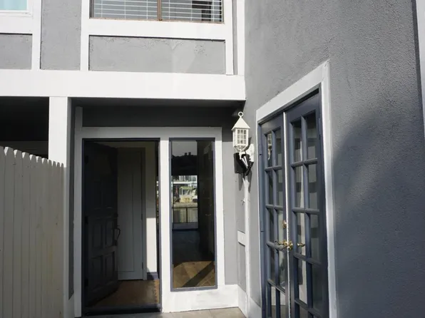 3481 Windspun Dr, Huntington Beach, CA 92649