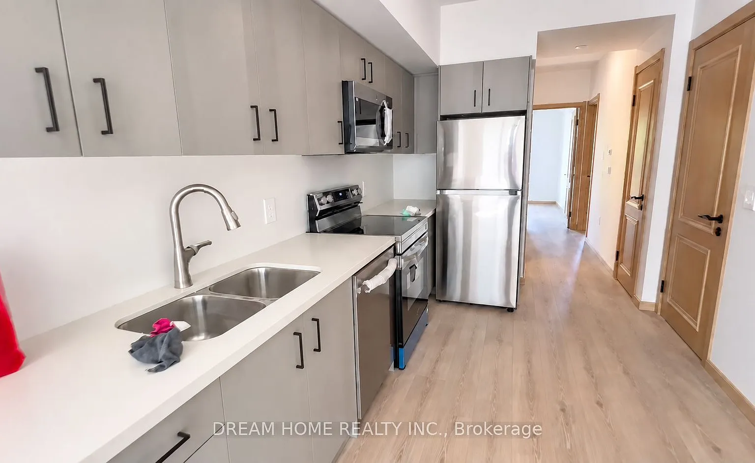 2 bed, $2,700 — Photo 2