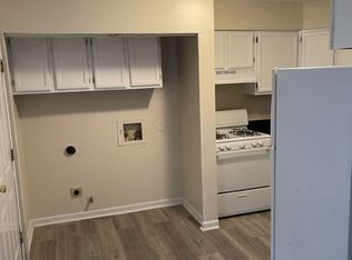 Two Bedroom Duplex, Des Moines, IA 50315
