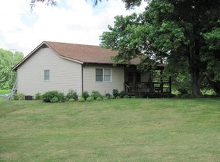 2274 S Wolf Creek Rd, Carbondale, IL 62902