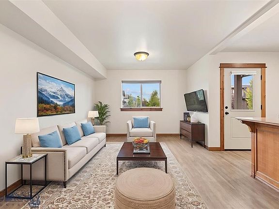 4th image of 3241 Fen Way Unit B