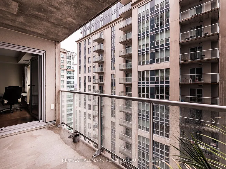 195 Besserer St #2106 — Photo 19