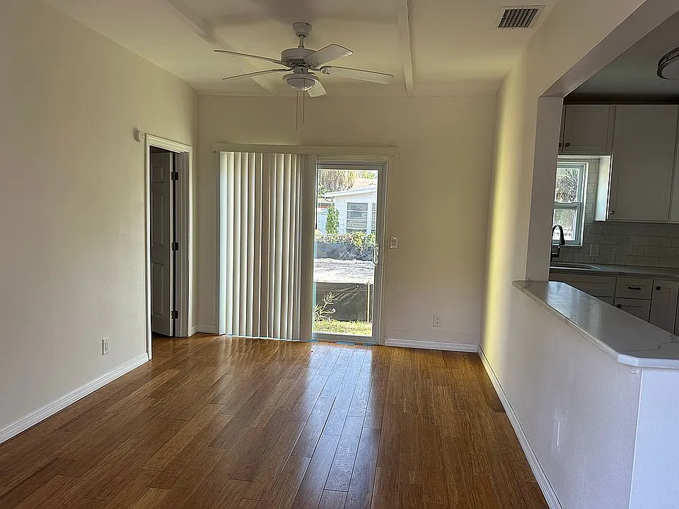 Vaulted Ceiling in Living