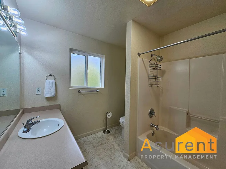 2030 Brookhurst St #13 — Photo 6