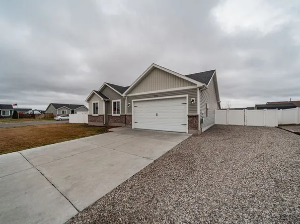 3950 E Ridgeland Dr, Ammon, ID 83401
