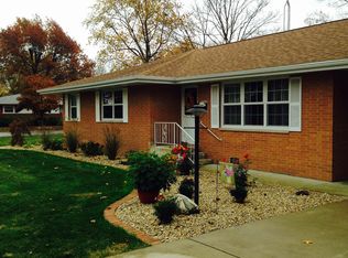 604 W North 11th St, Shelbyville, IL 62565