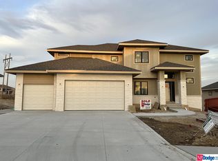 4415 N 189th St, Elkhorn, NE 68022