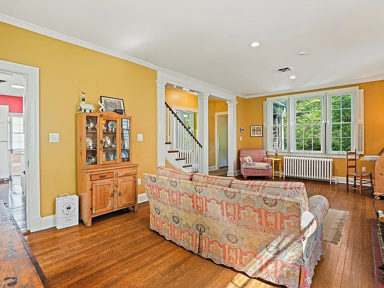 3612 Albemarle St NW — Photo 3