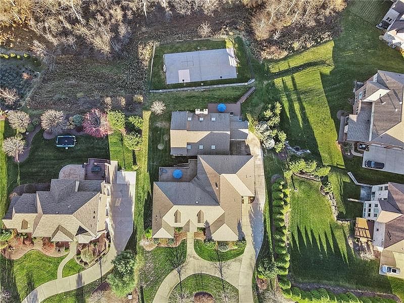 307 Buckingham Dr, PA 15367 Zillow