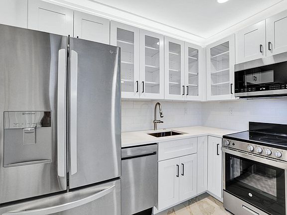 4th image of 190 N Collier Blvd #7M
