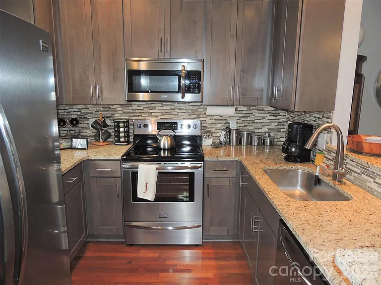 222 S Torrence St #20 — Photo 8