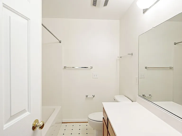 2968 Magnolia Bnd — Photo 12