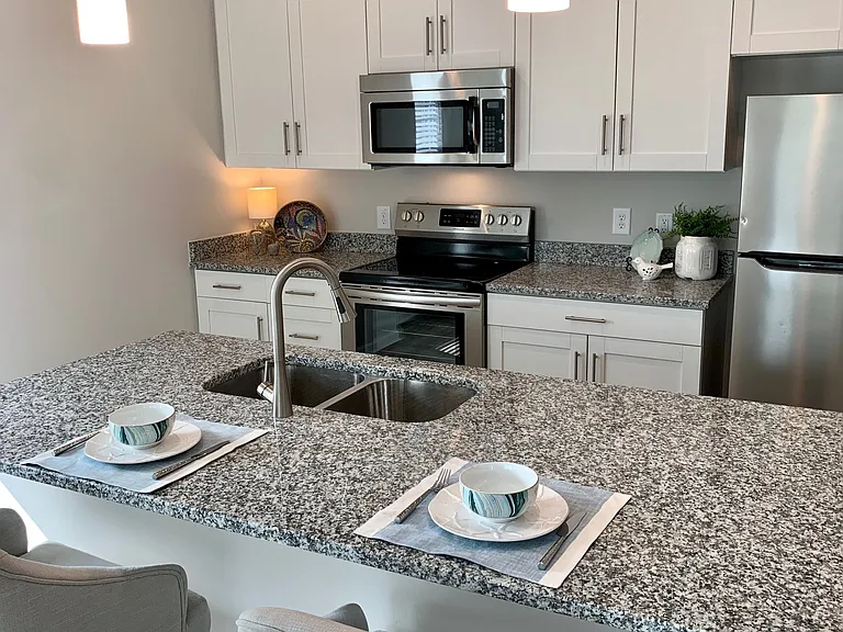 Grand Oaks Apartments — Photo 94