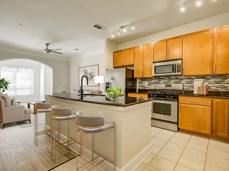 Residence at Tribeca — Photo 9