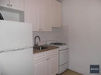 Rented by Bond New York