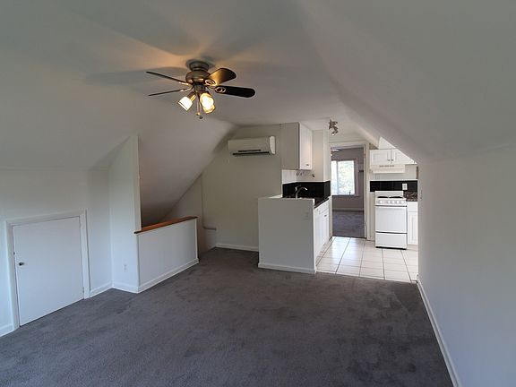 3rd image of 1312 W 39th St #3