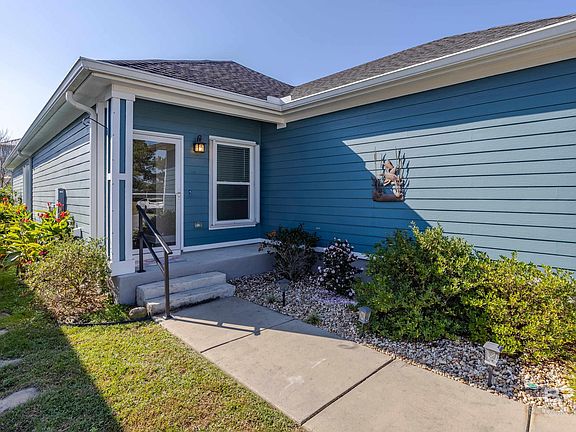 3rd image of 1246 Primrose Ln