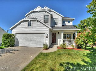 5839 E Grove Dr SE, Kentwood, MI 49512