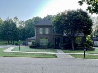 6272 Valley Oaks Dr E, Olive Branch, MS 38654