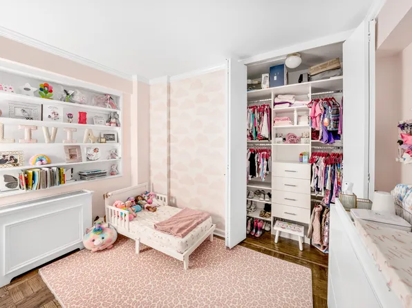 345 East 56th Street image 9 of 14