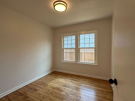 5th image of 4037 Barnes St