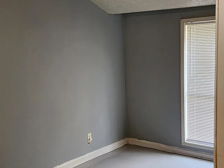 4114 Mallow St — Photo 5